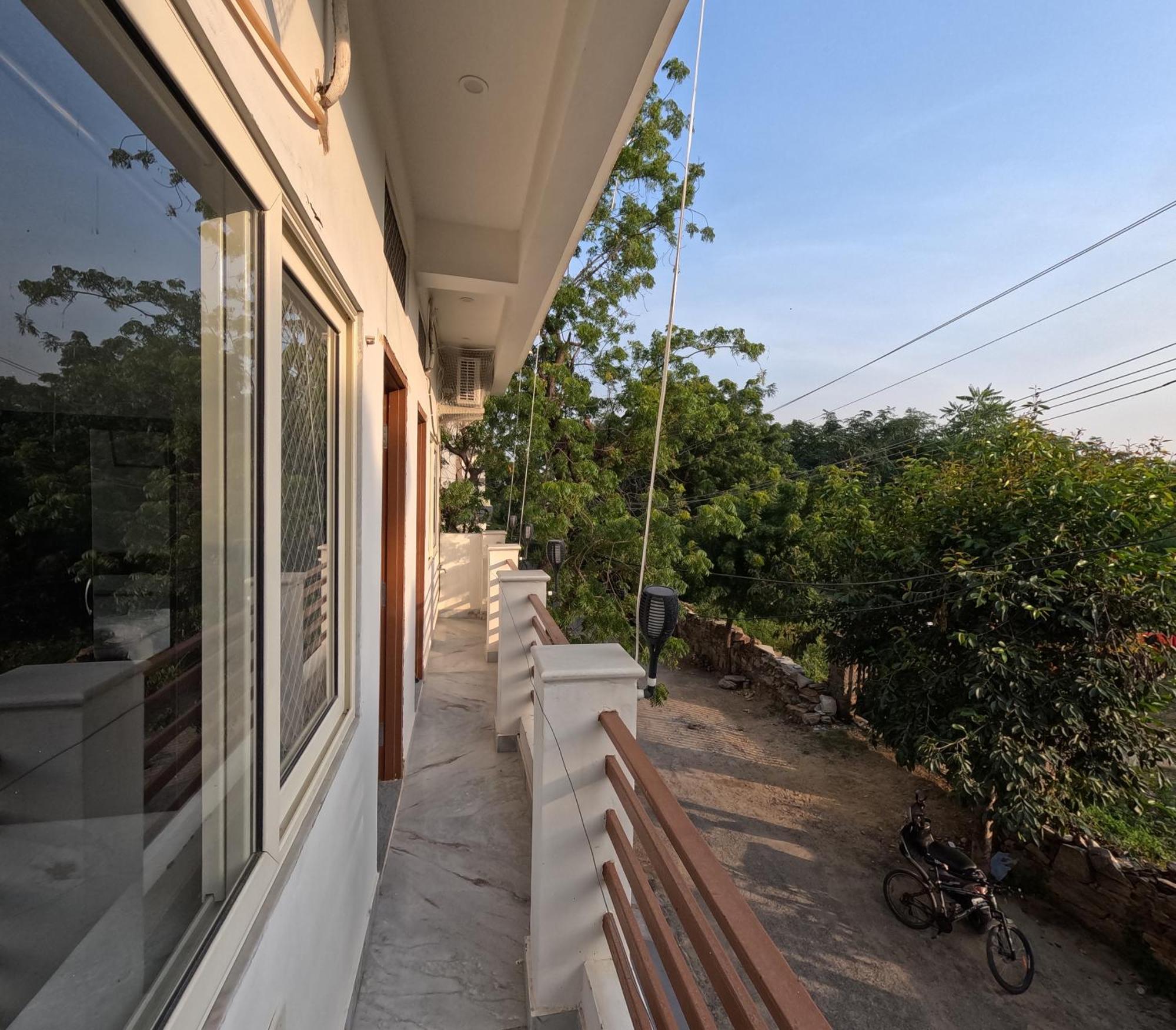 Apartmán Choudhary White House Udajpur Exteriér fotografie