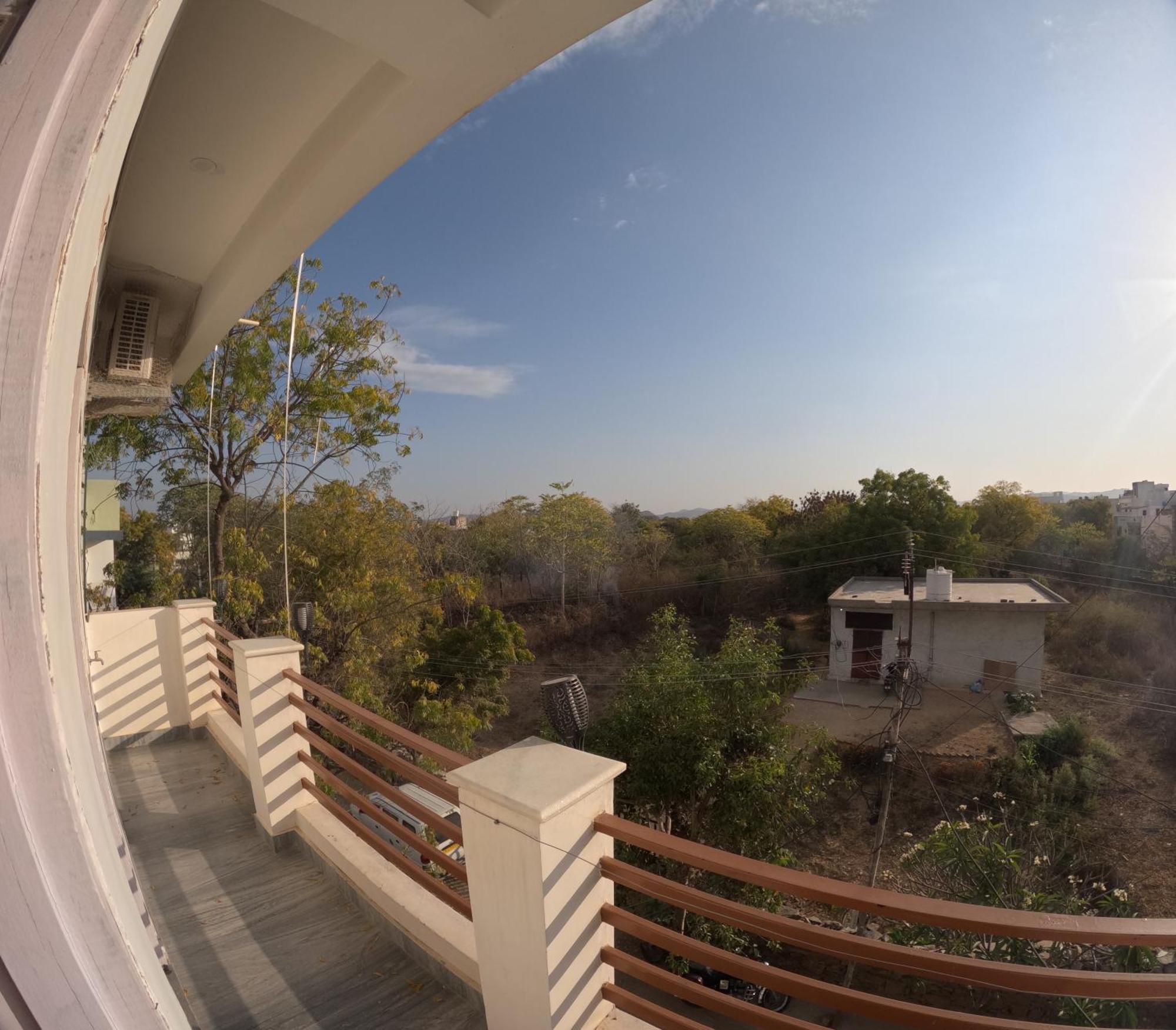 Apartmán Choudhary White House Udajpur Exteriér fotografie